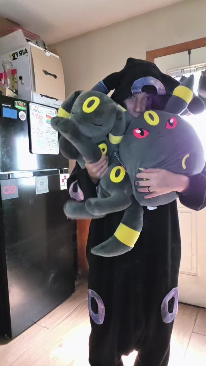 @Galactic Umbreon 🌌🖤