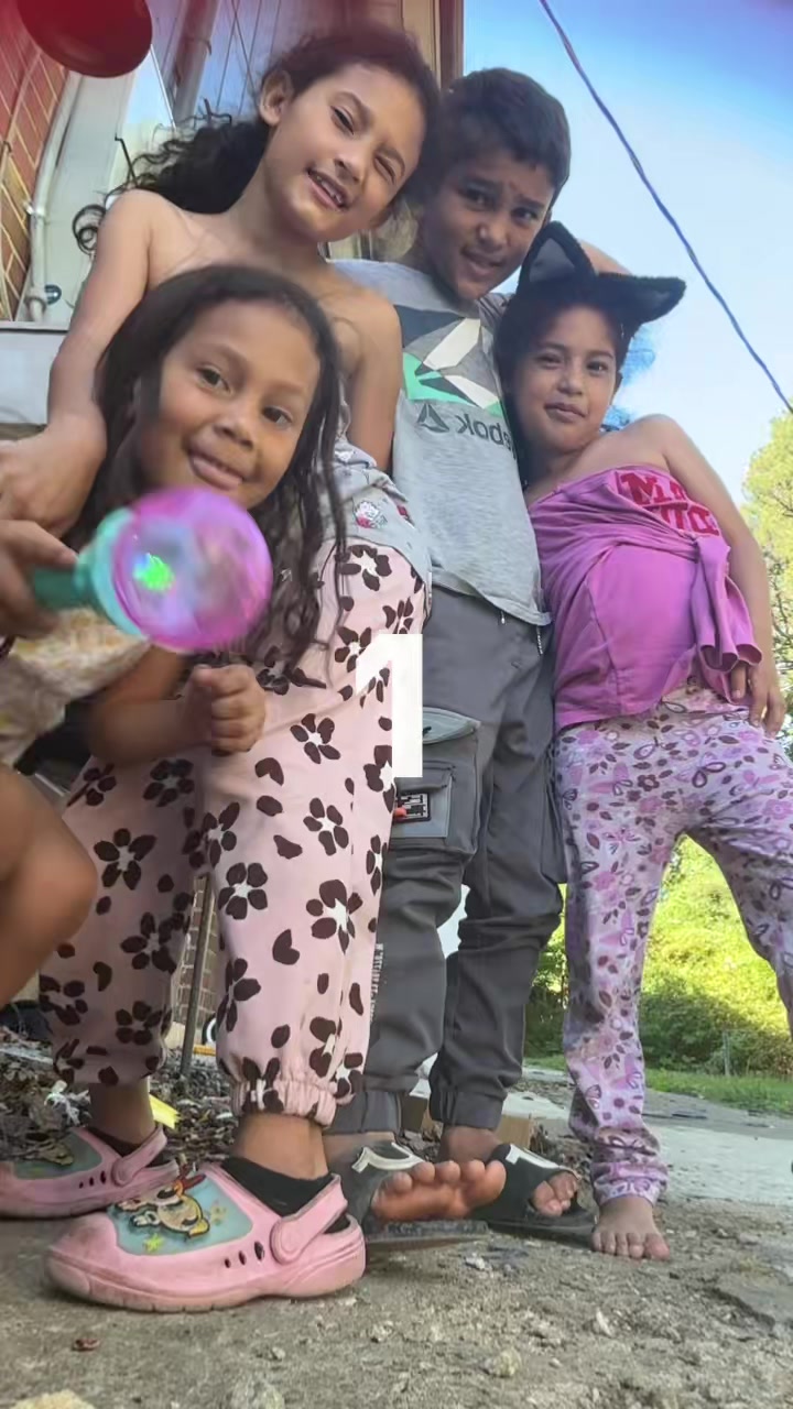 @Valentina