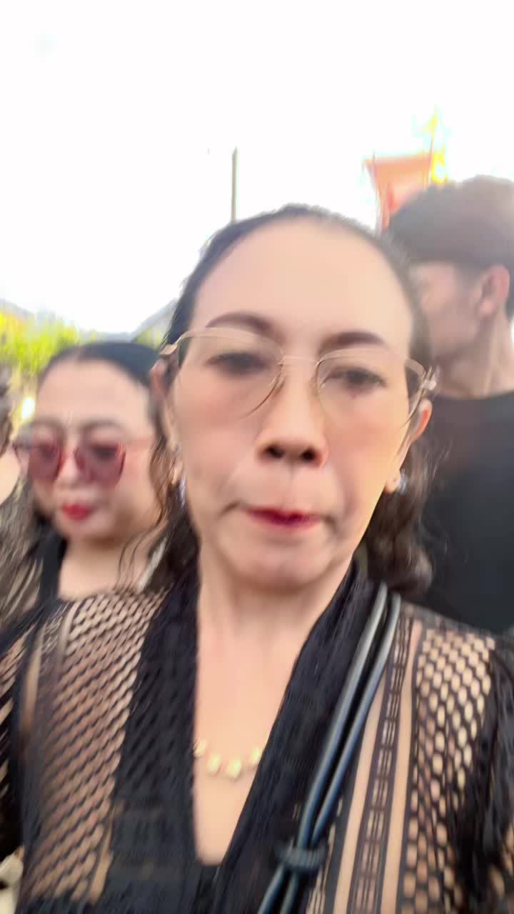 @Amix