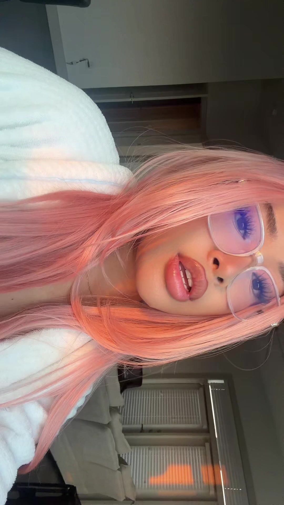 @L E A H