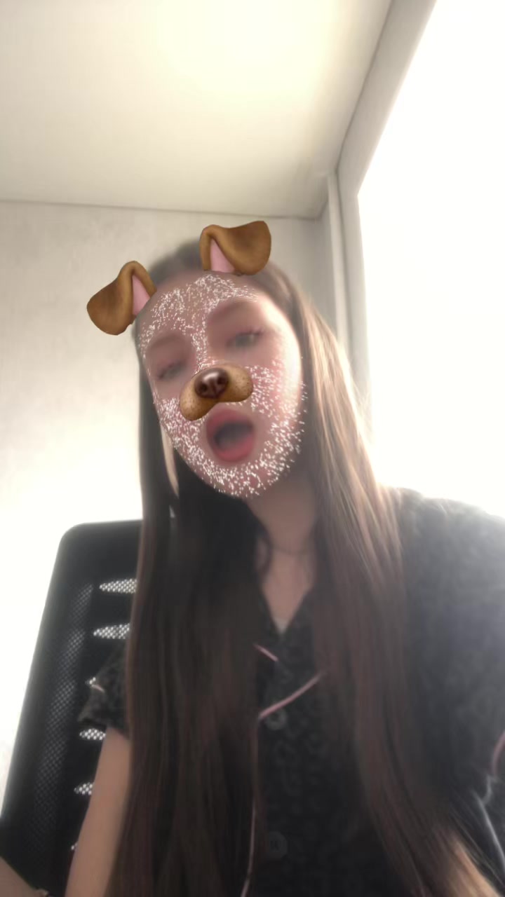 @Илончик🩷🫶❤️
