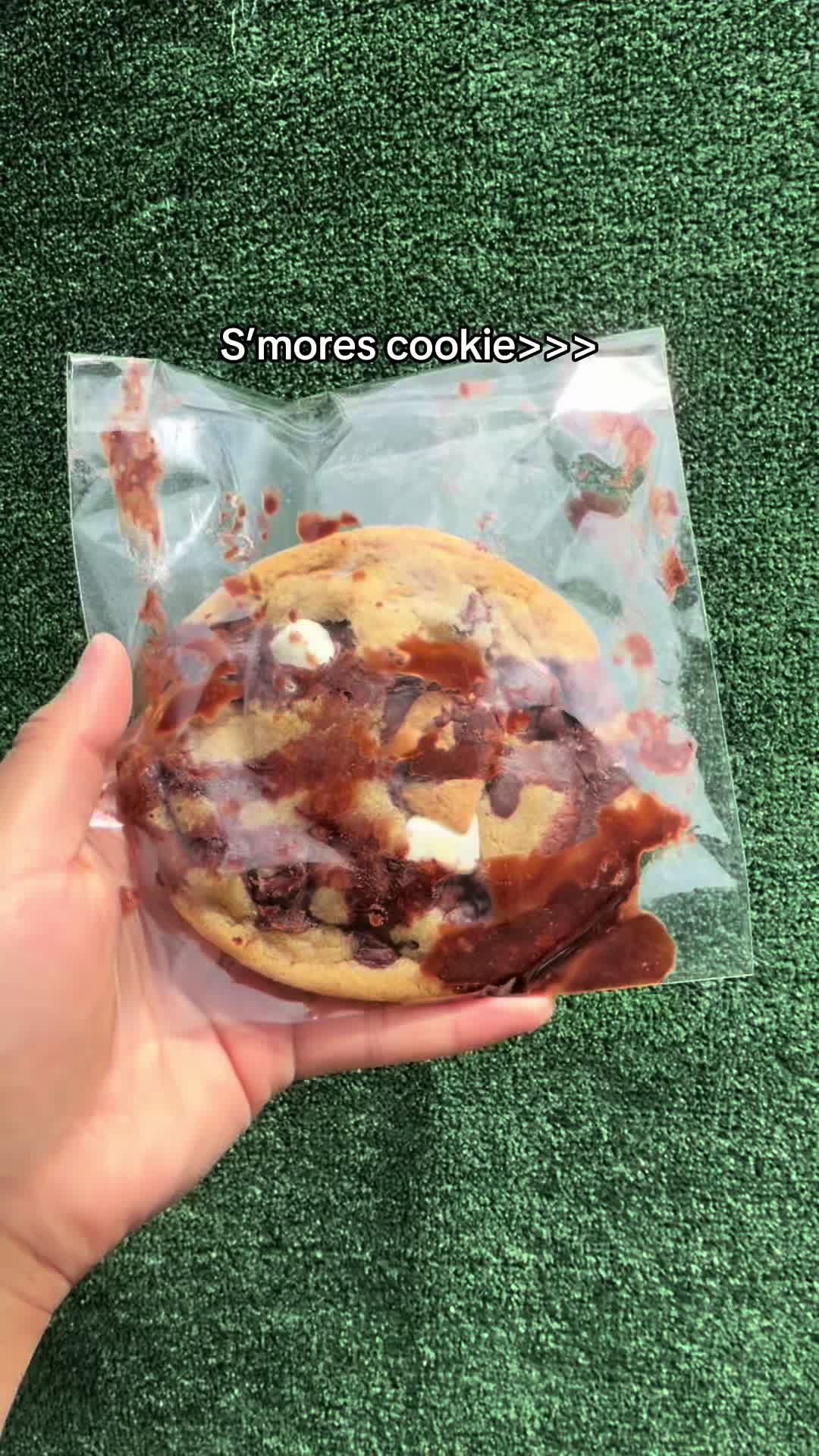 @Dulce Foodie Content Creator