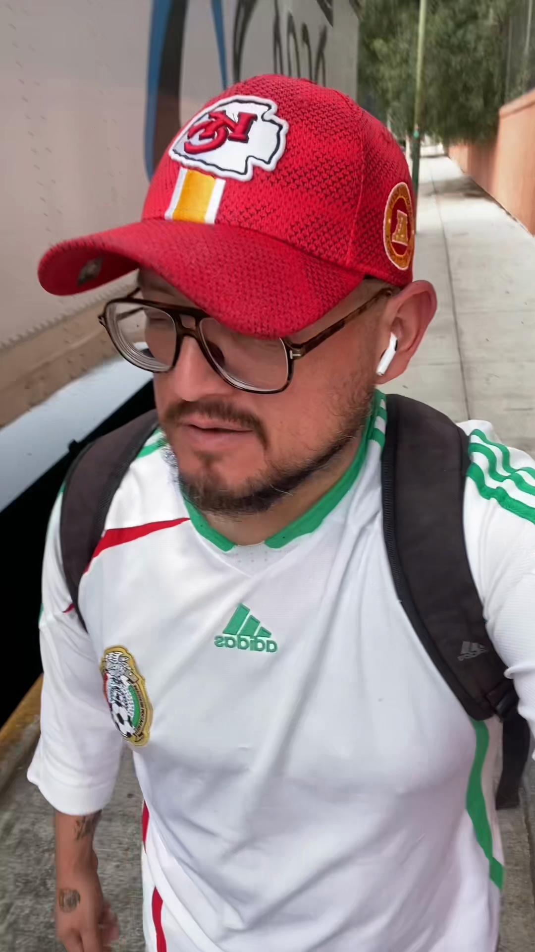 @Omar Peña