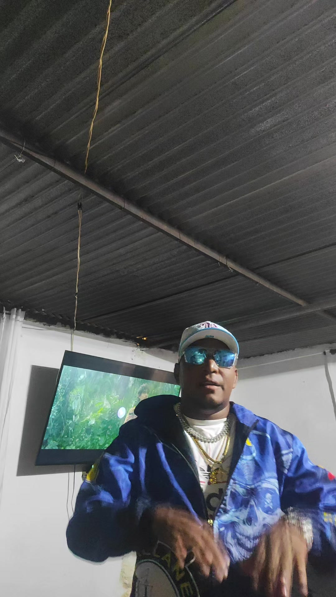 @Negro flow35