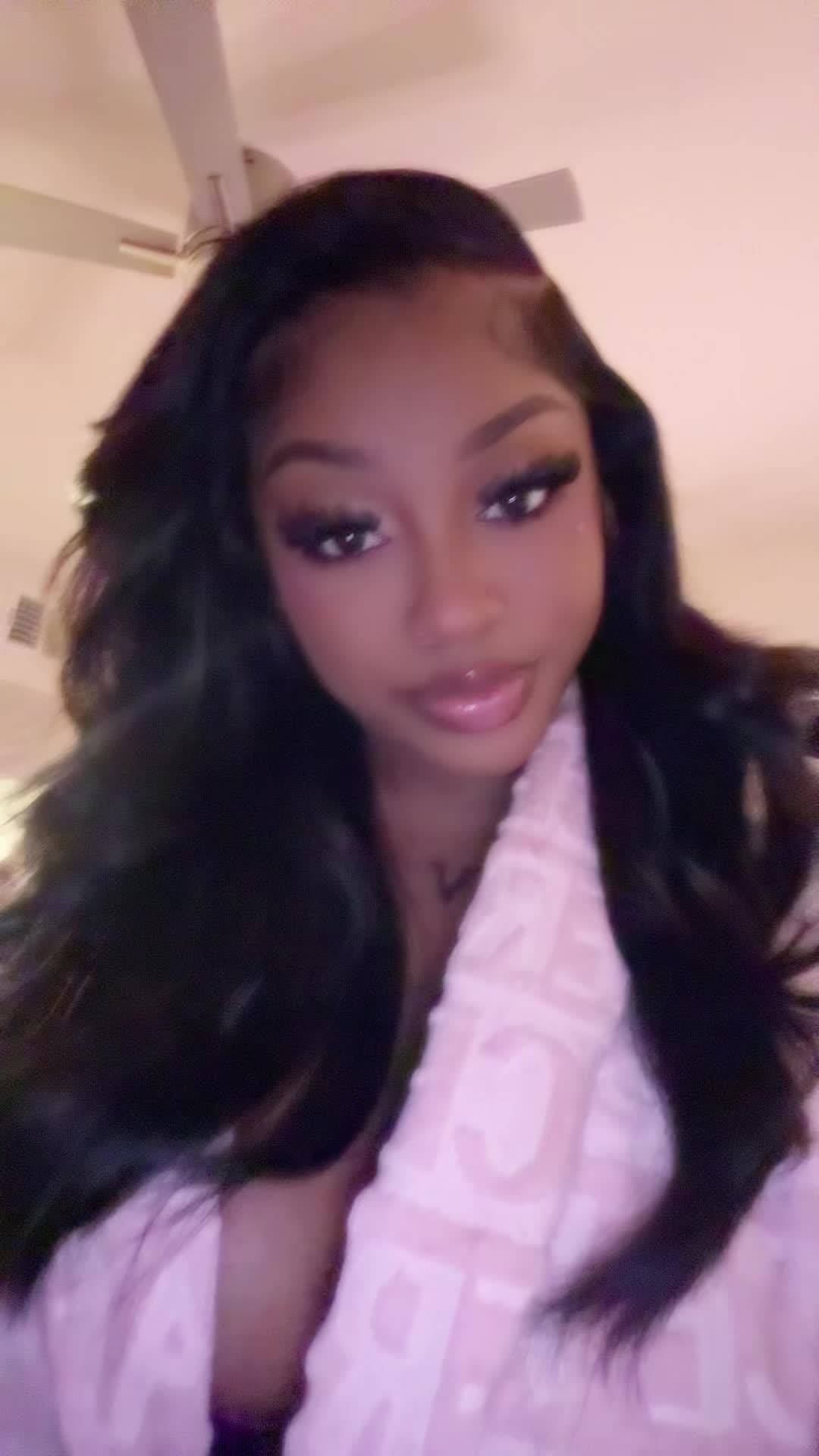 @Dabombbest Mari