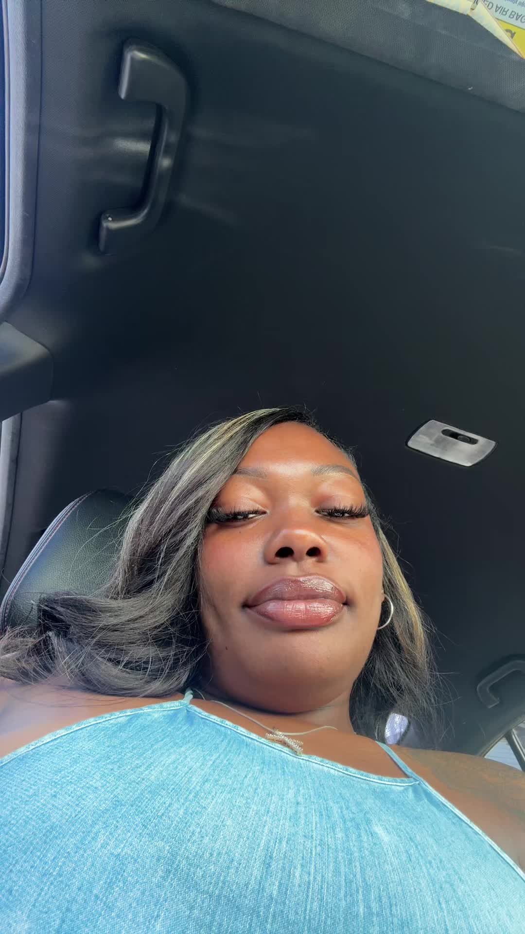 @MelaninMonroe