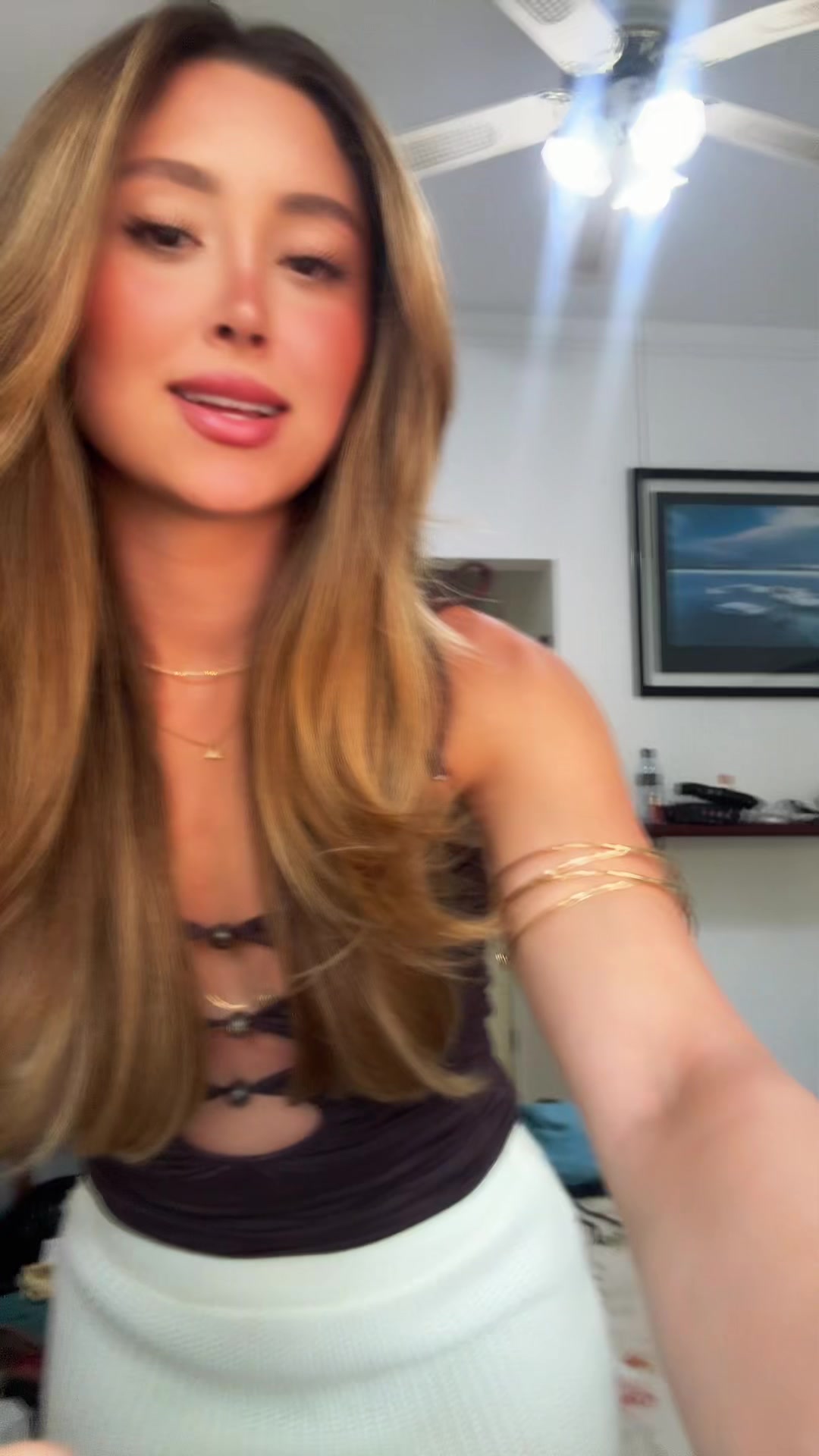 @Isabella
