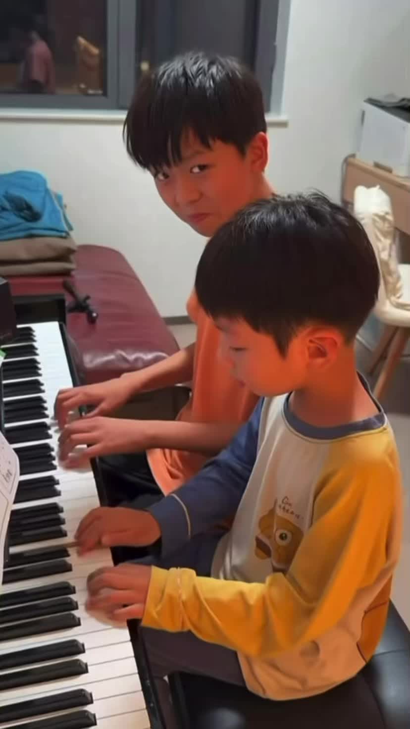 @Yiheng Wang 王艺衡 🇨🇳