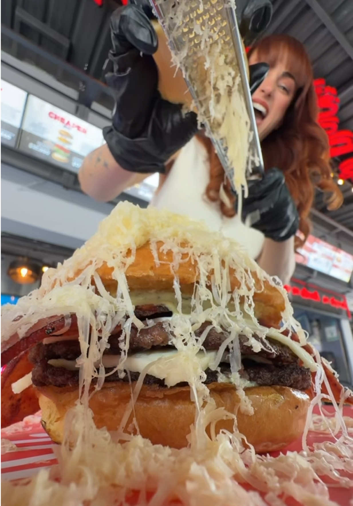 @LolaCarolaFood
