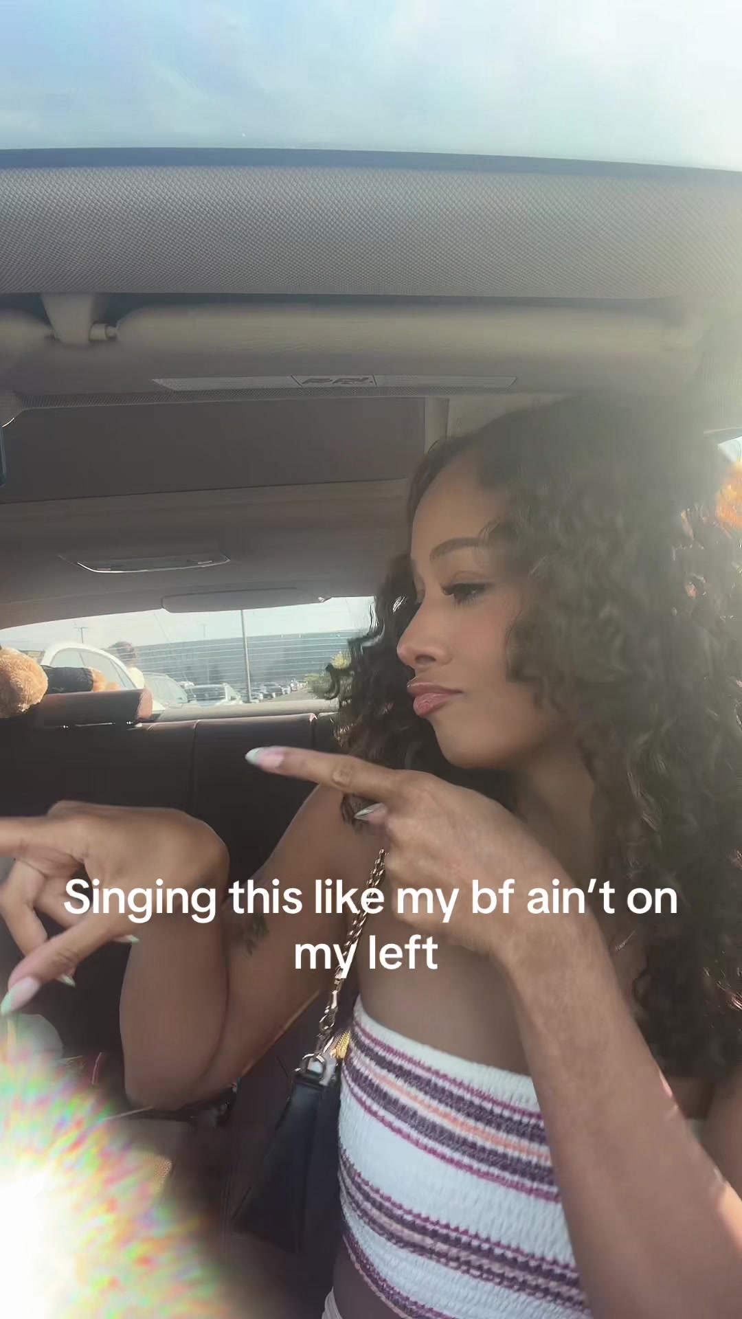 @Chlo