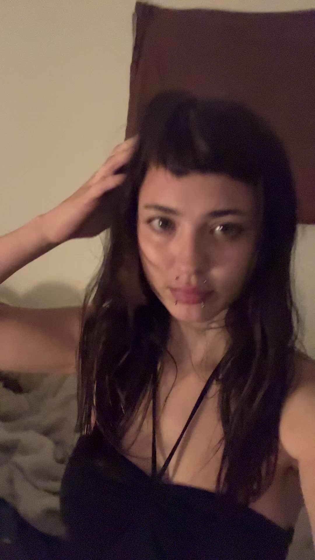 @vviviennnnn