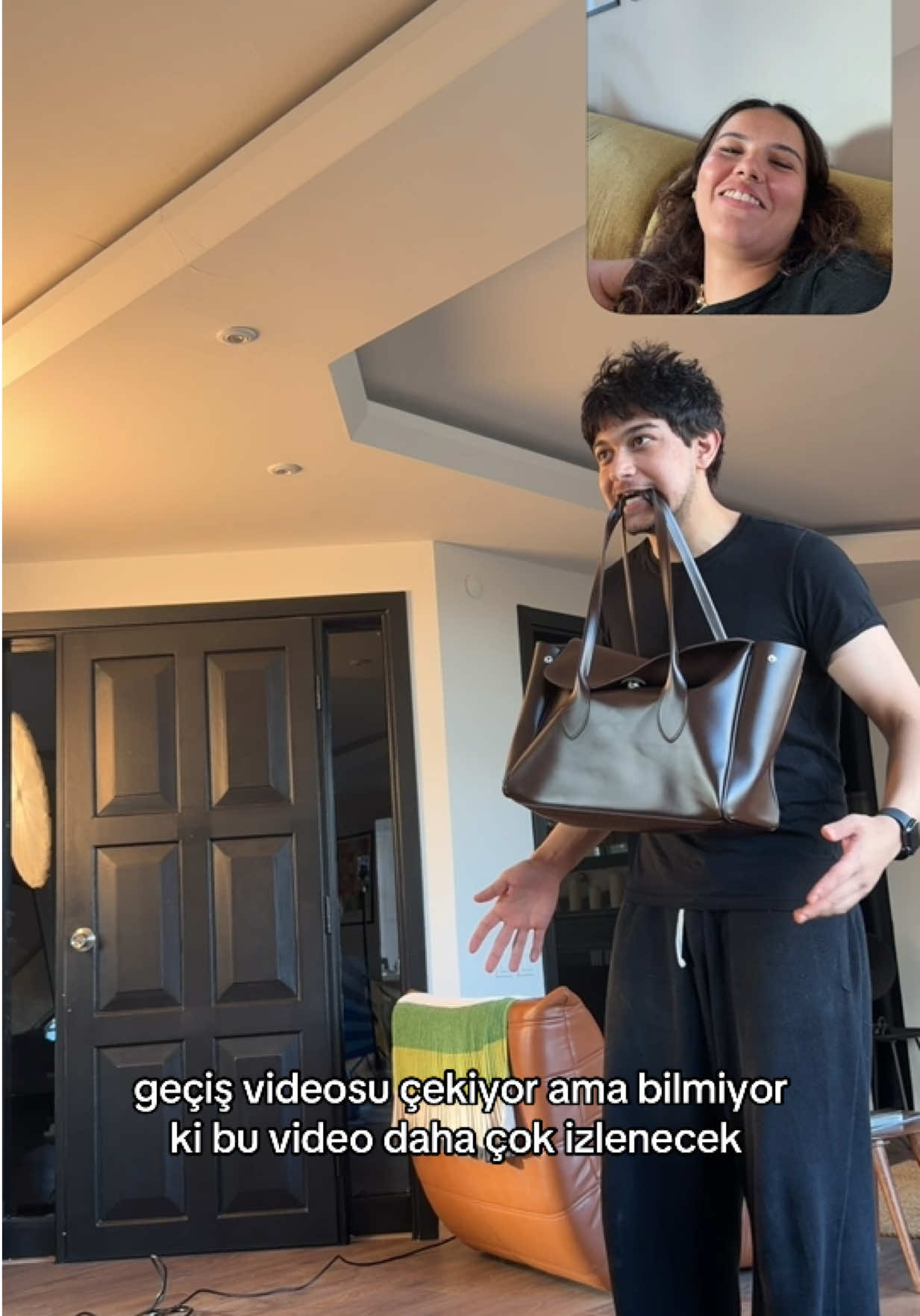 @Elif Sezgin