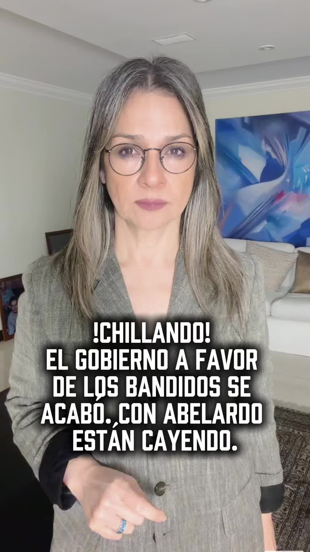 @Vicky Dávila