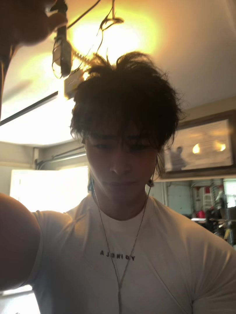 @Kuro