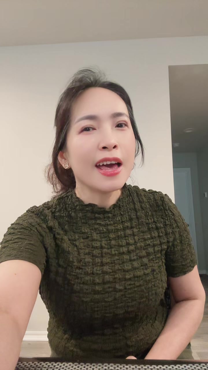 @Riêng một góc trời