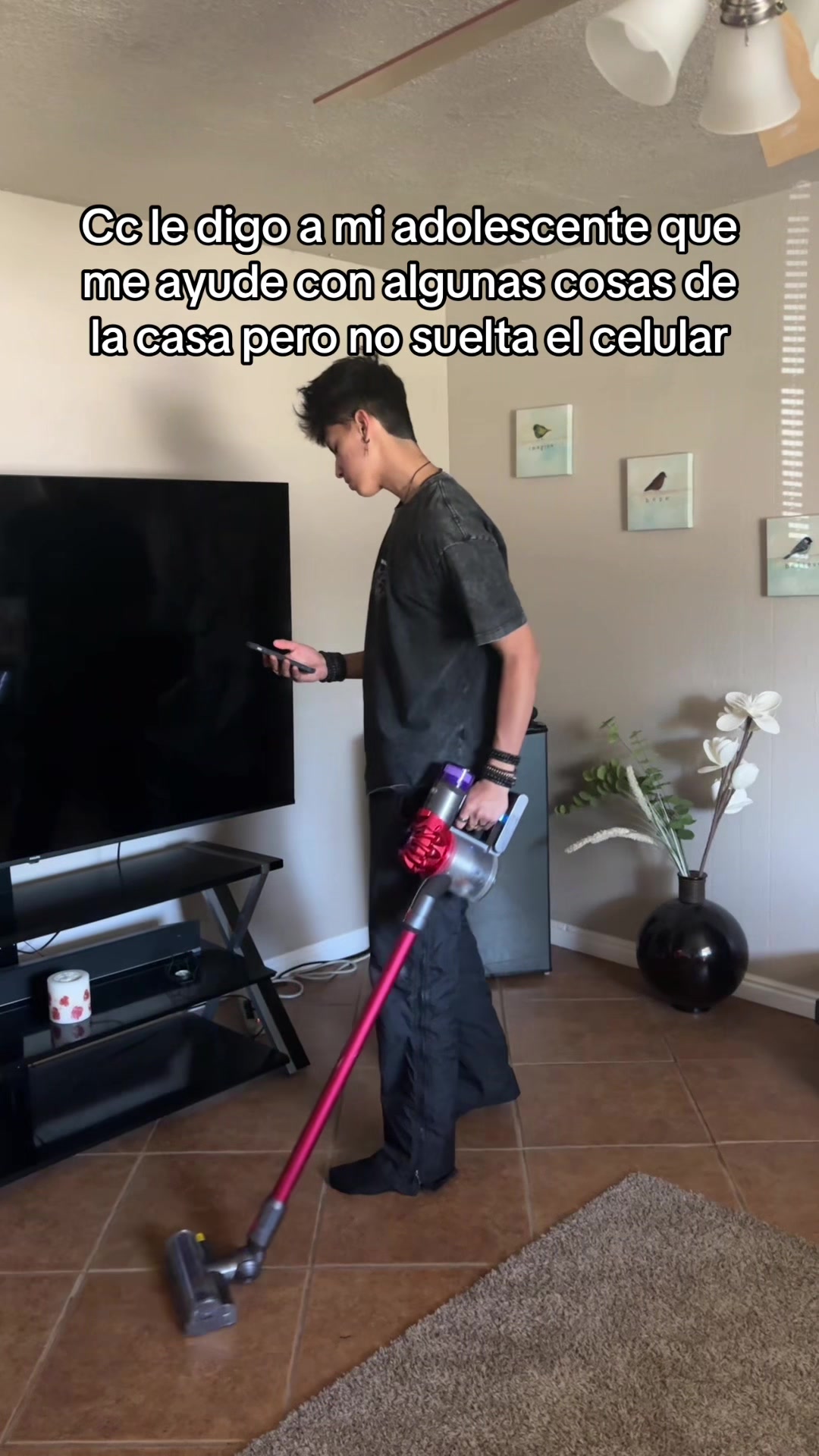 @Mama Latina Moderna