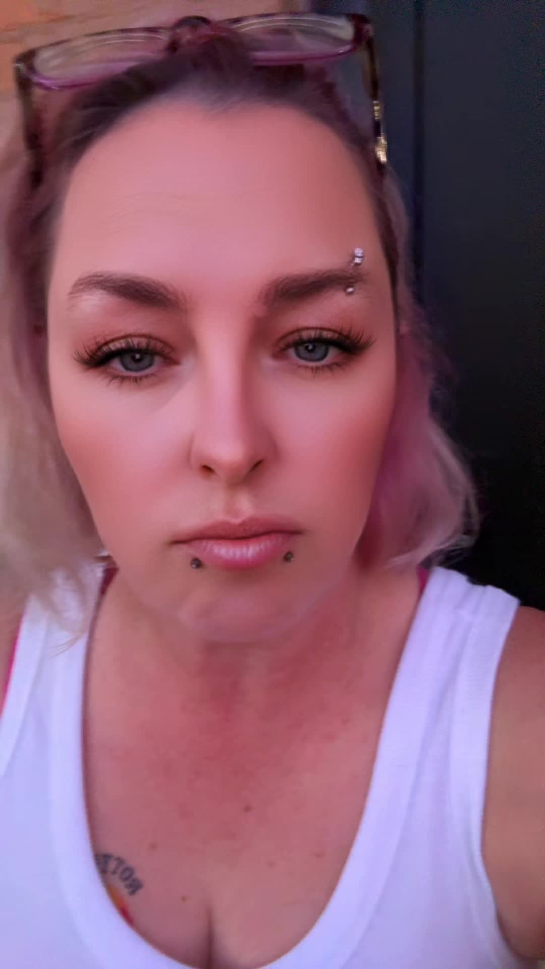 @harley.quinns.mistress