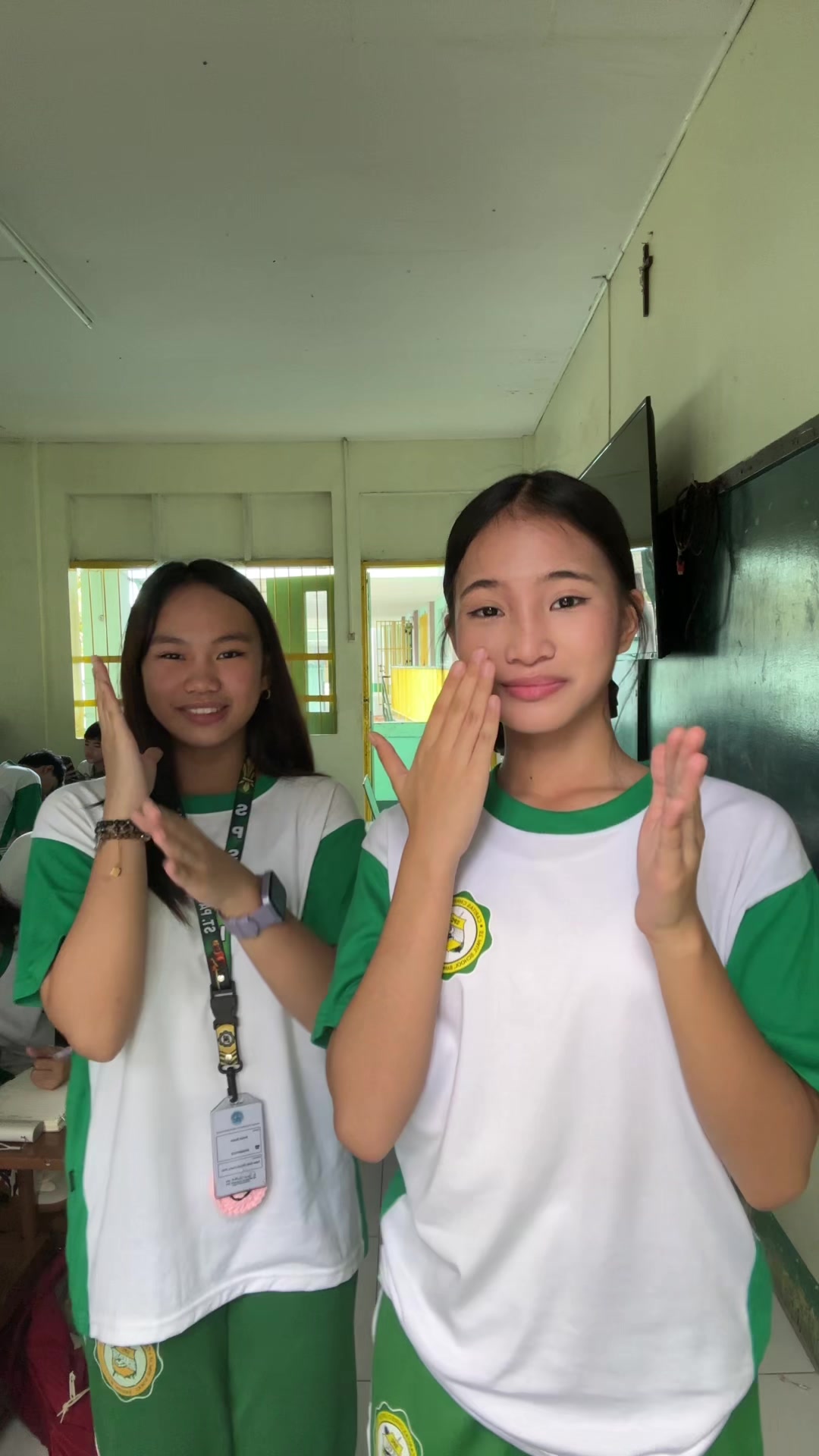 @𝐋𝐚𝐮𝐫𝐢𝐬𝐜𝐡𝐞
