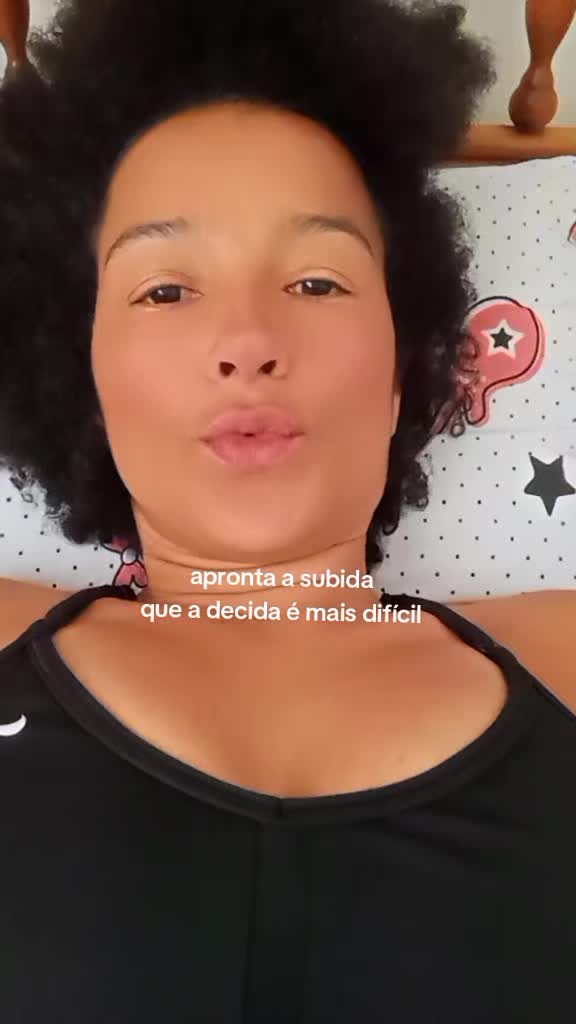 @N&aacute;dia