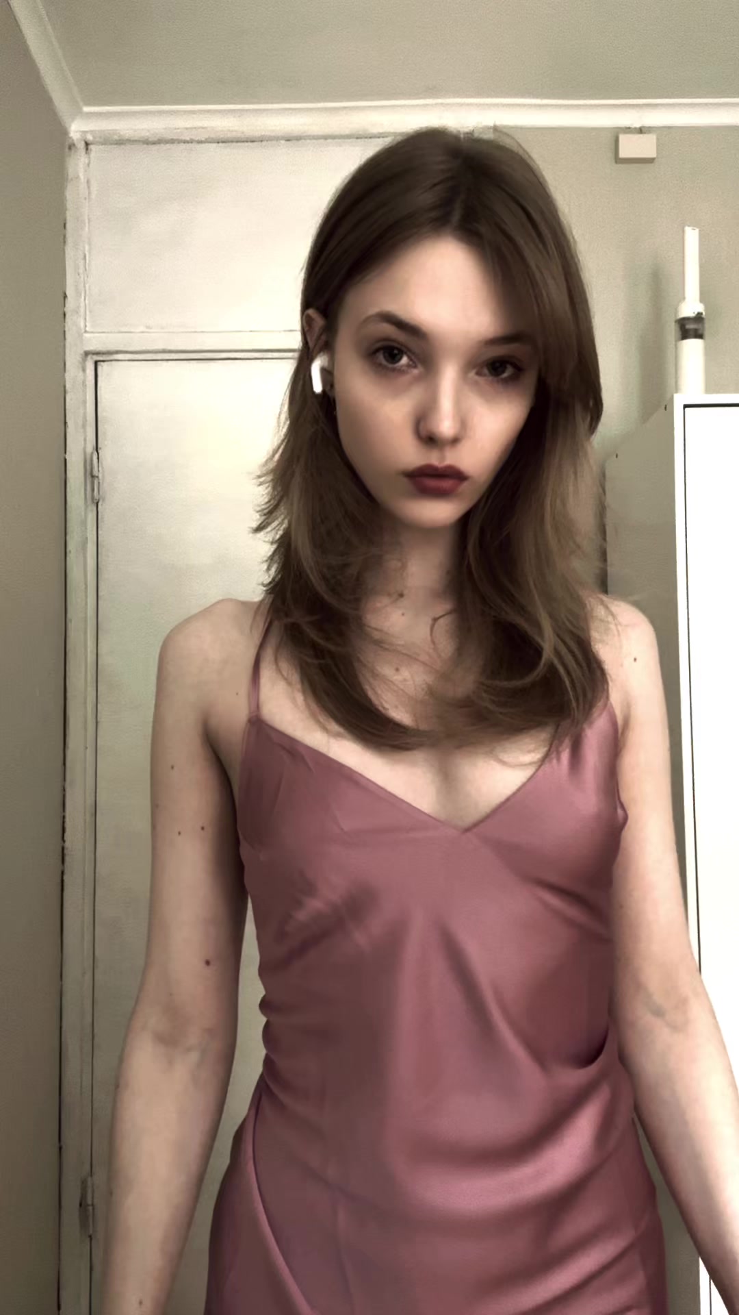 @aelshn