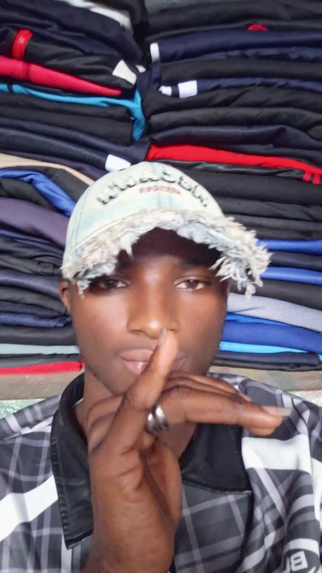 @08146145038isaya