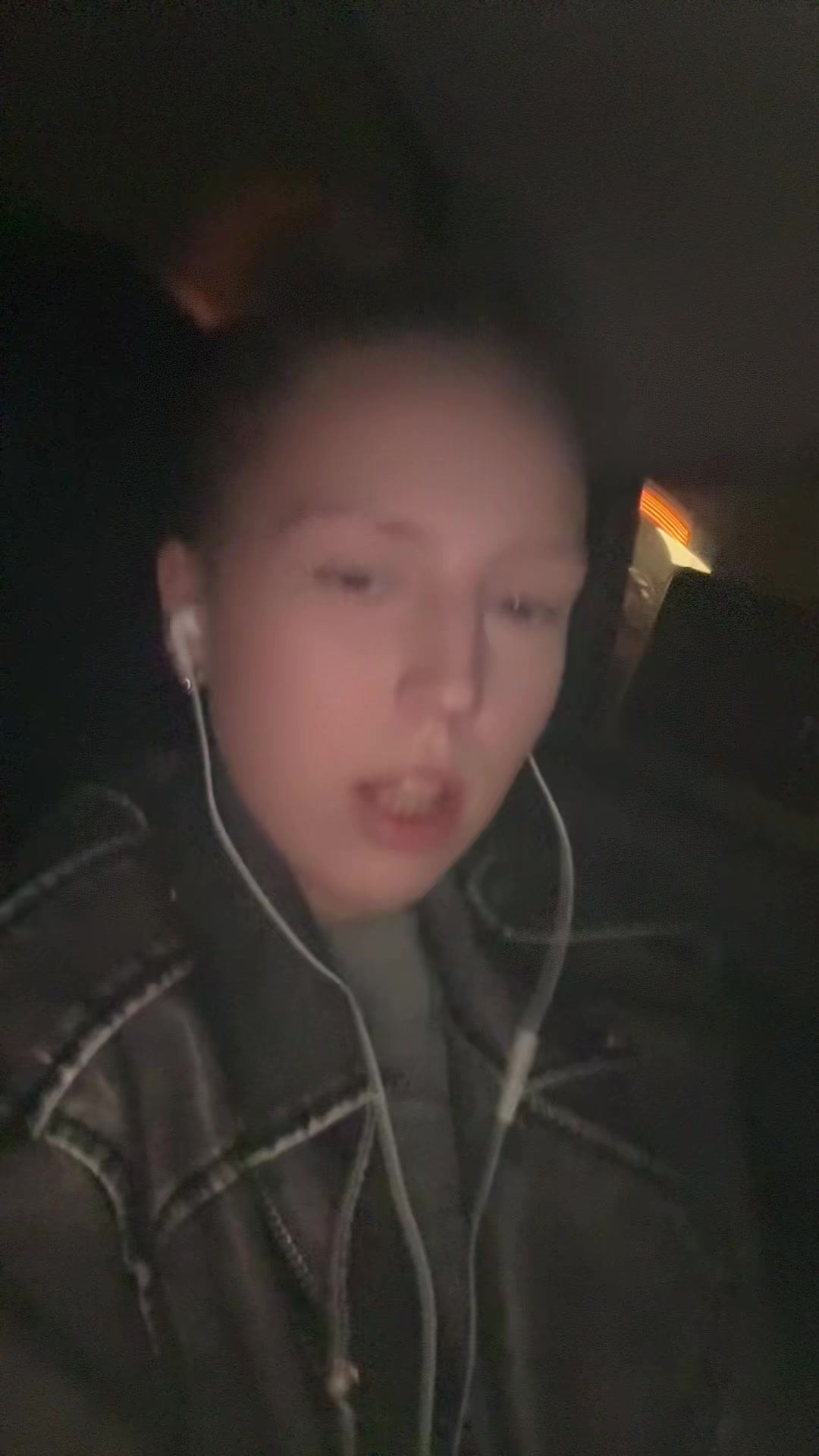 @джонияр