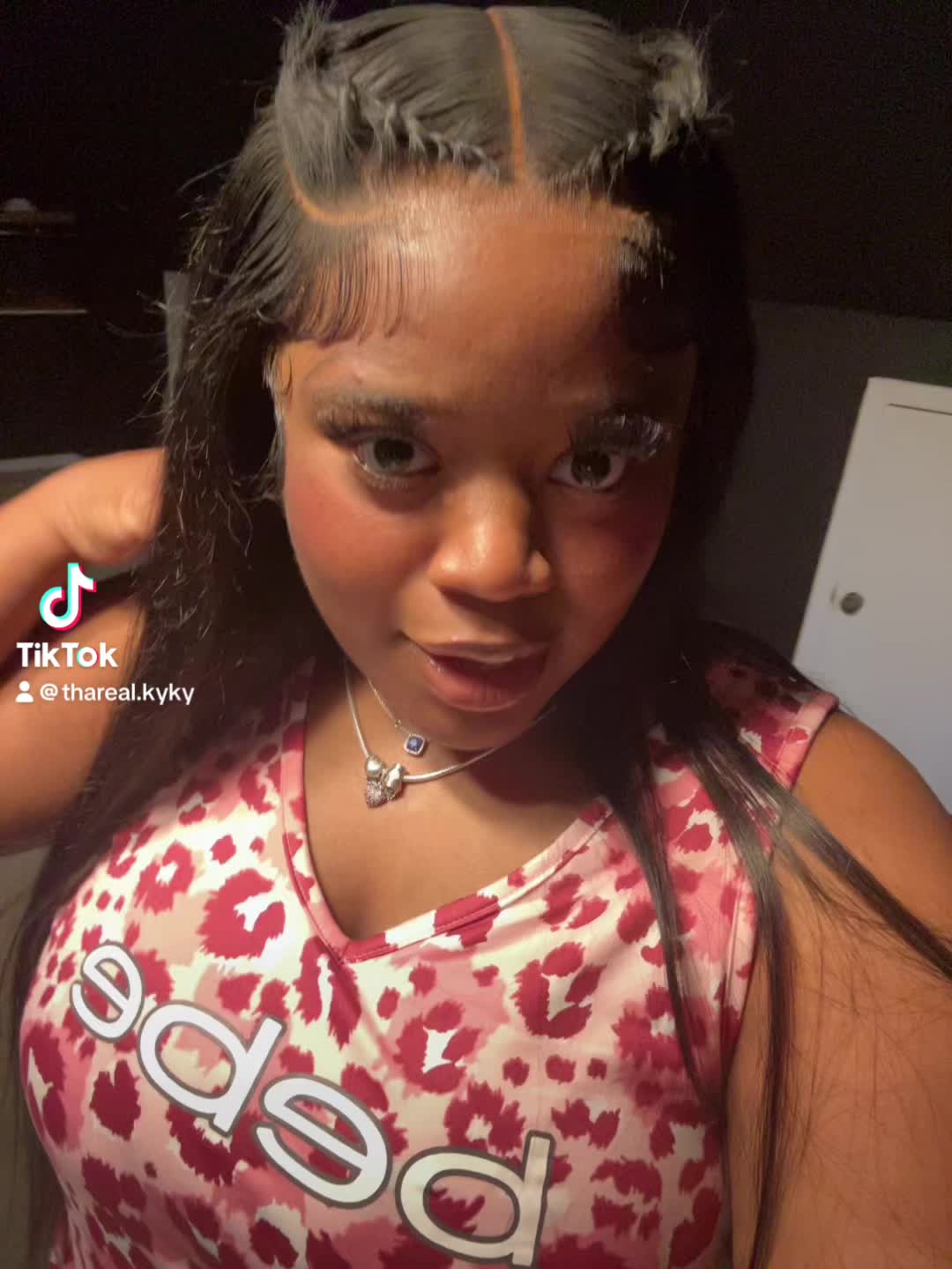 @zakiyagibbs