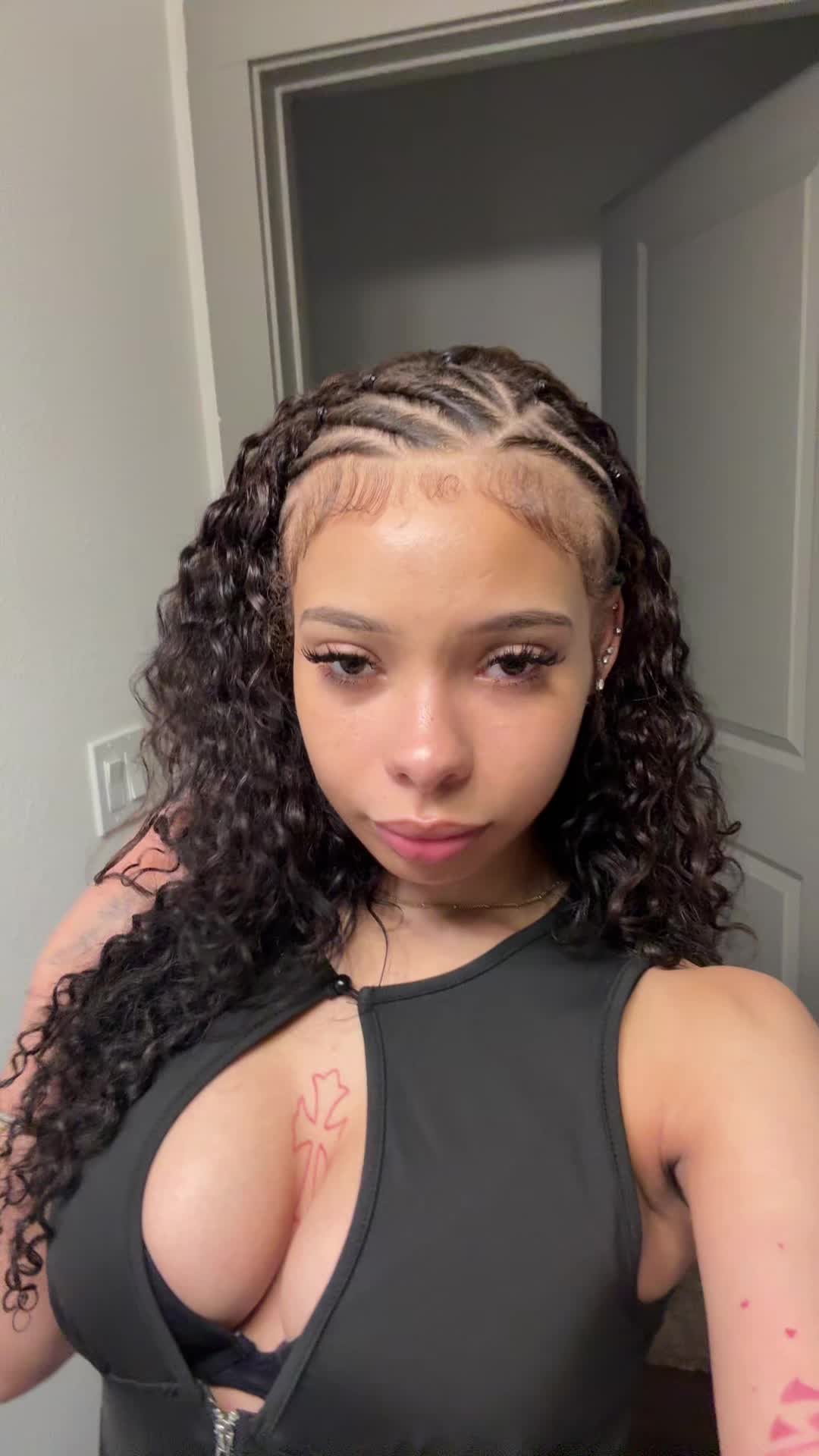 @alaisaam