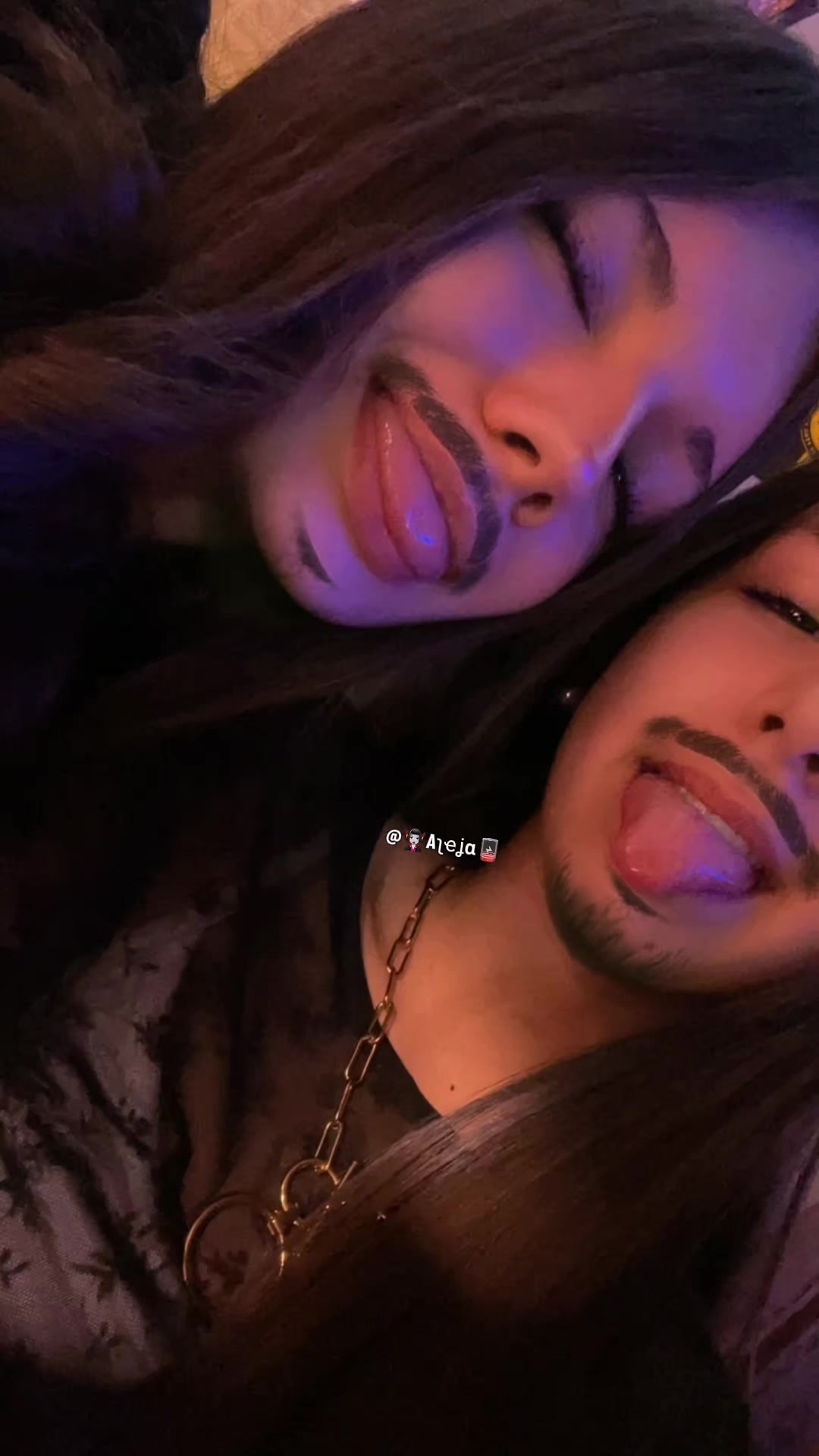 @♕