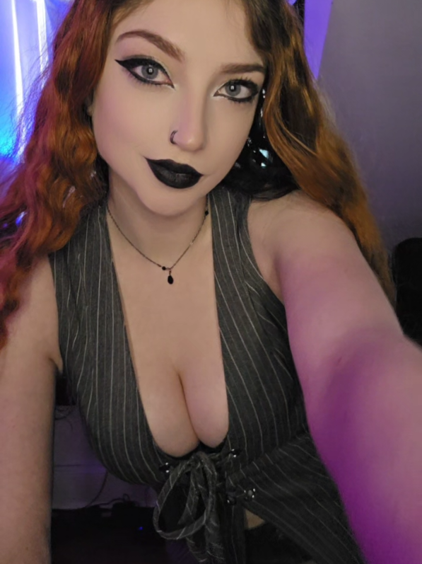 @Peach🖤