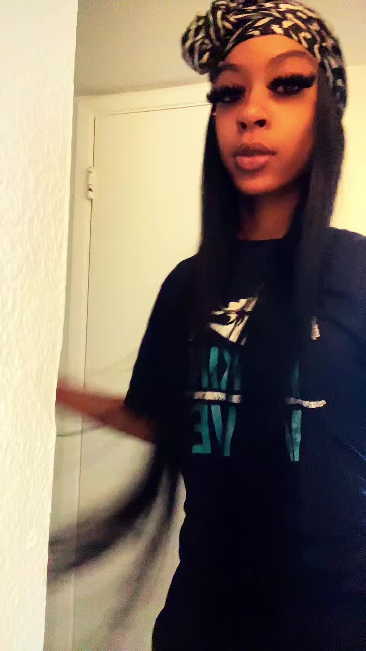 @lilmisstakemoney