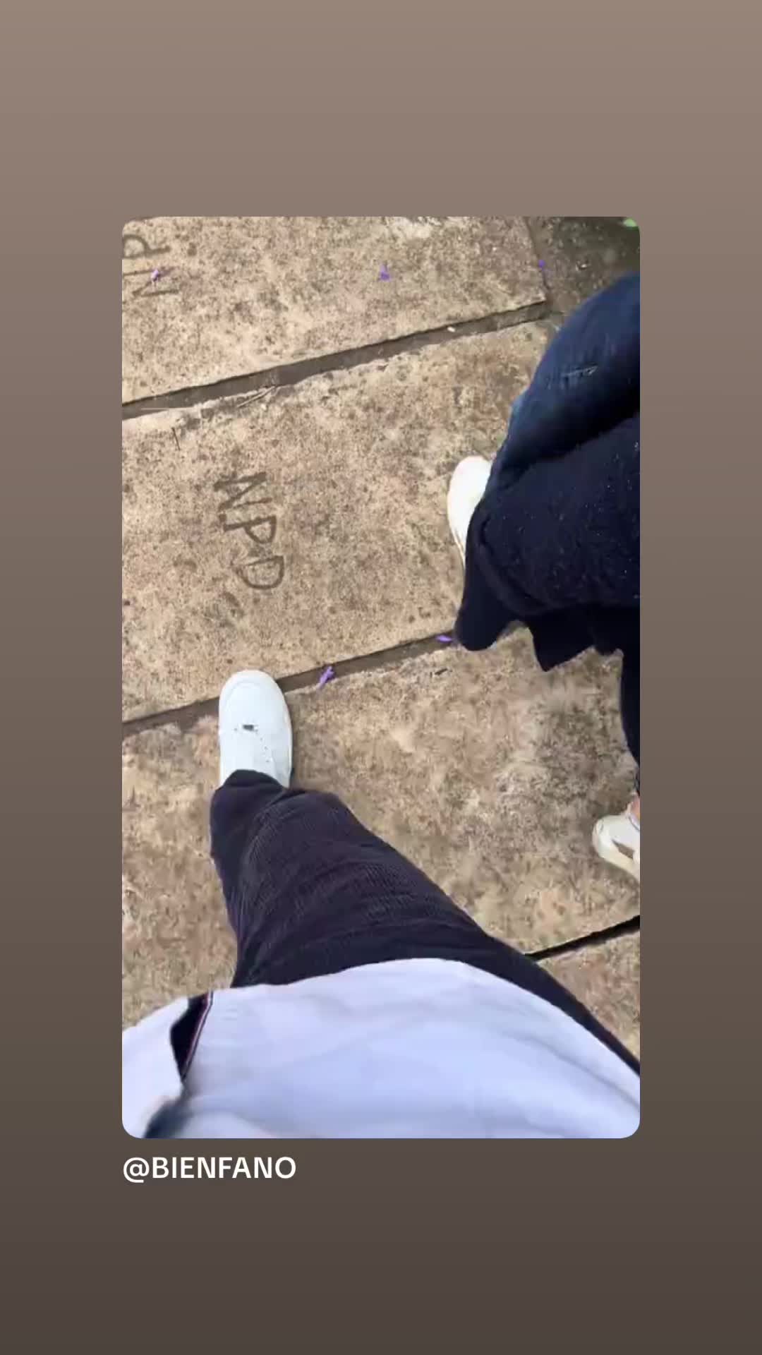 @Lj