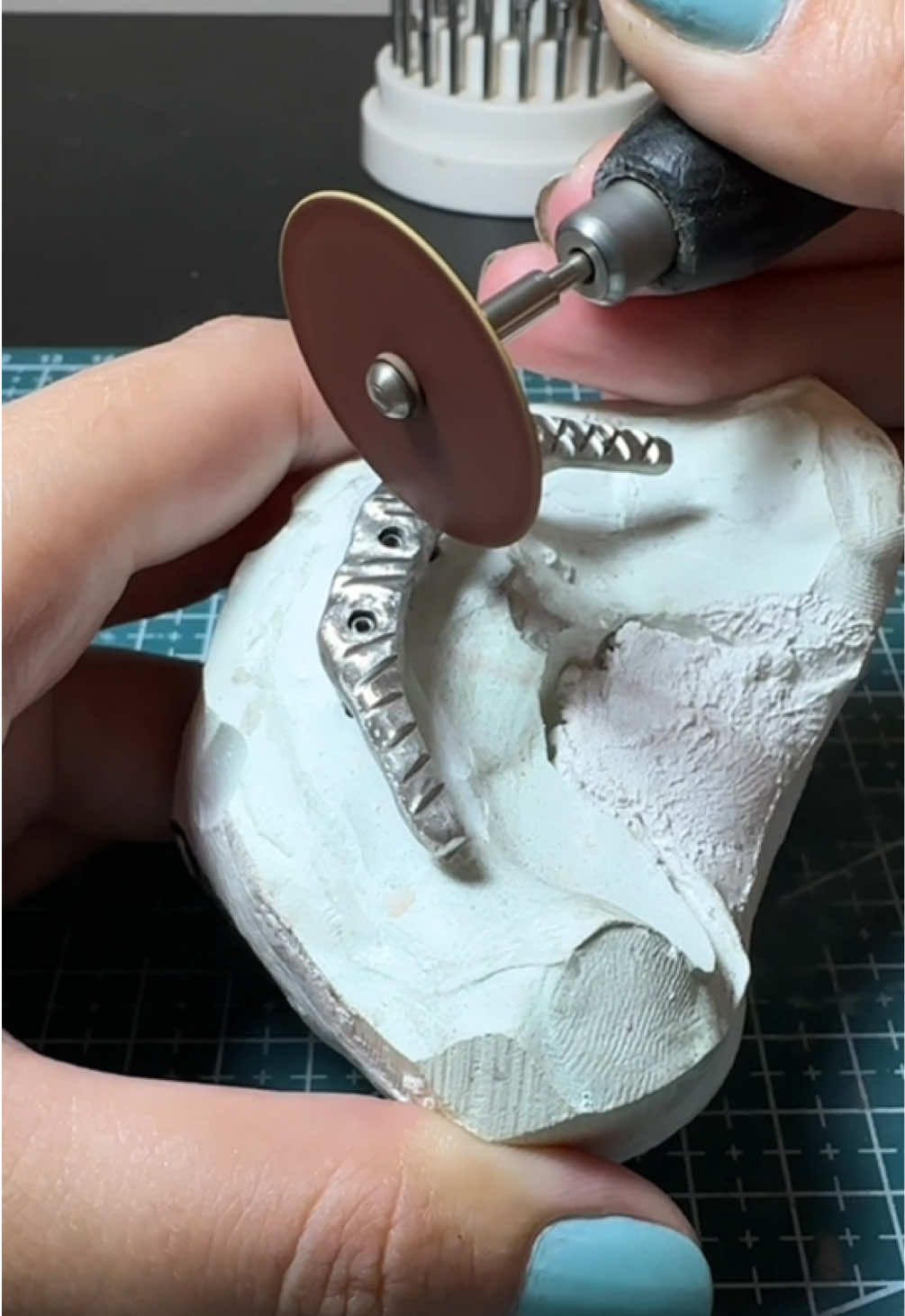 @Lab. de Prótese Dentária