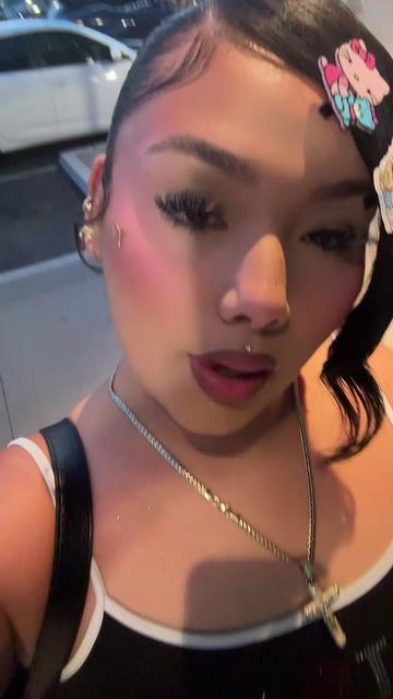 @neliiirose