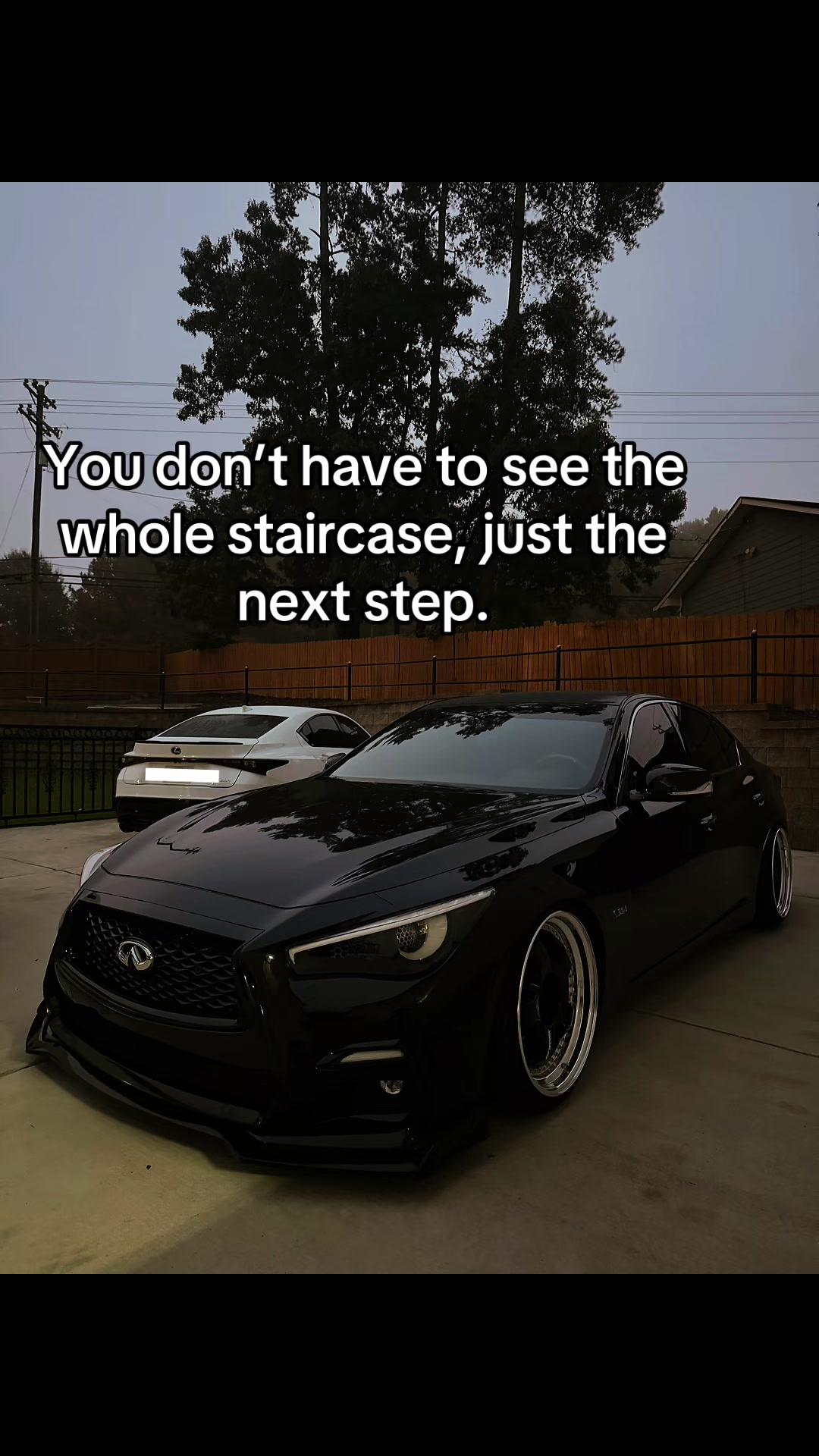 @GIO