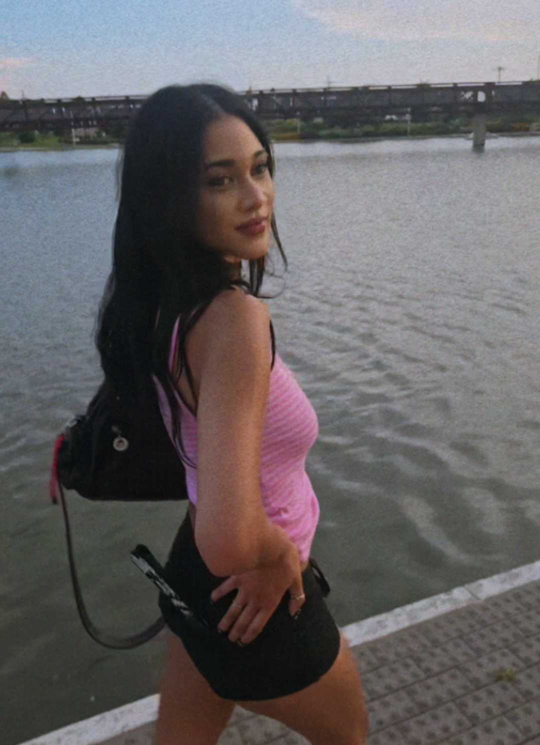 @viewtyra
