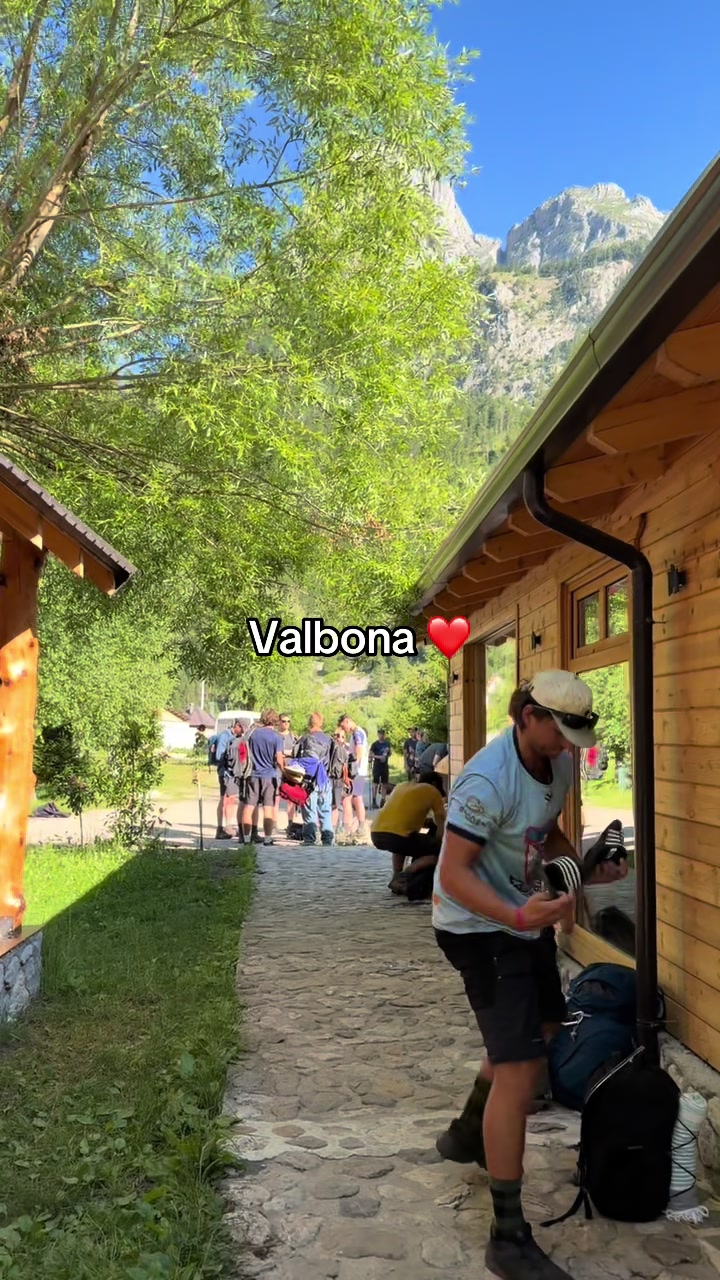 @Ilove__valbona