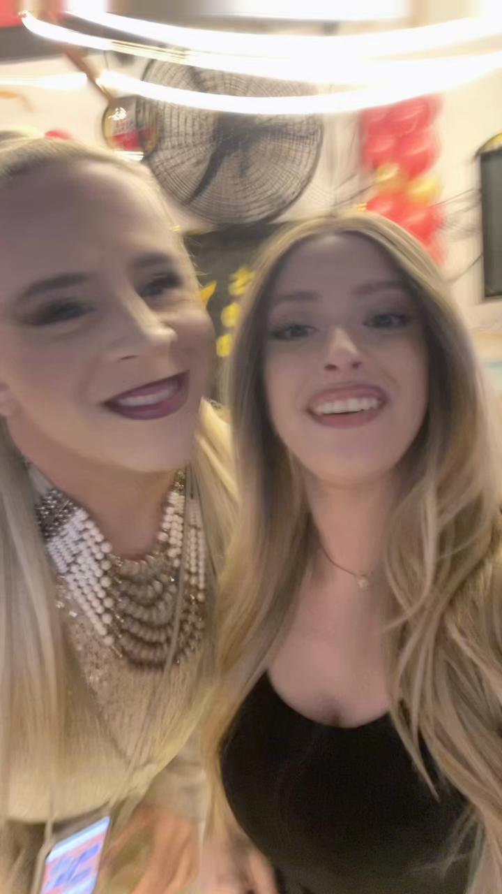 @Nina 🐦🔥
