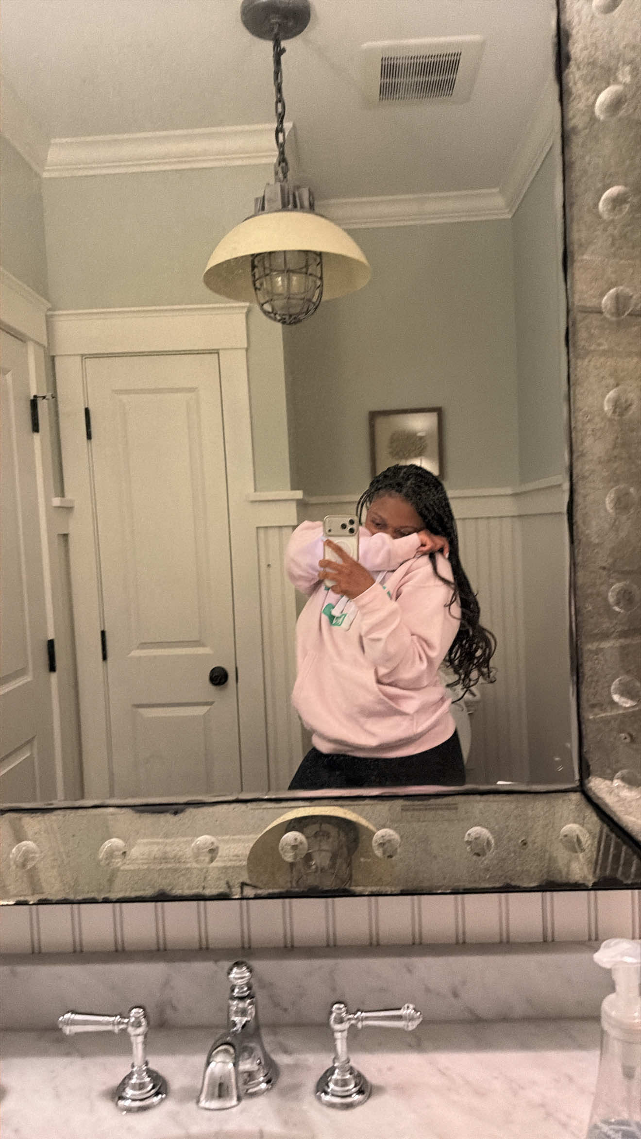@Pinkivysocial