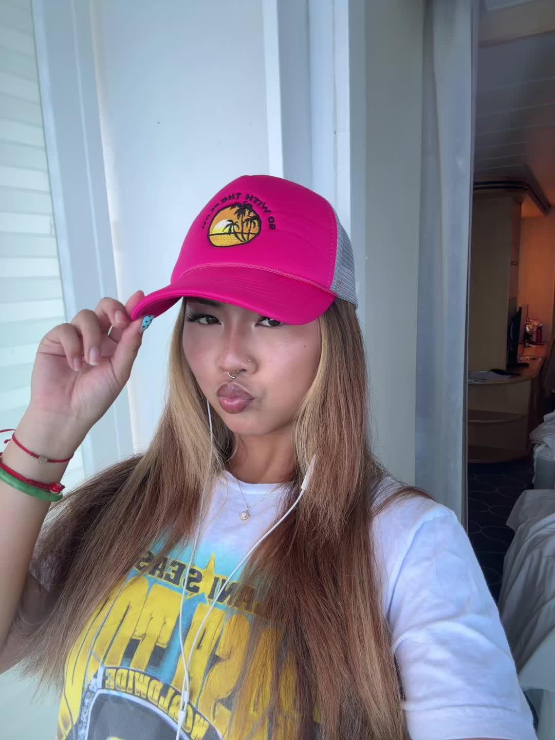 @E💸