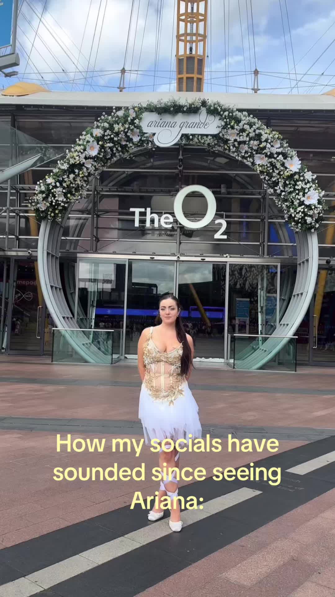 @𝓔𝓵𝓵𝓮