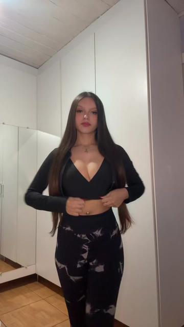 @Adry👑