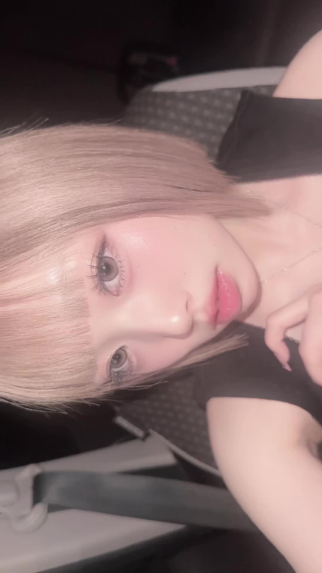 @𝐣