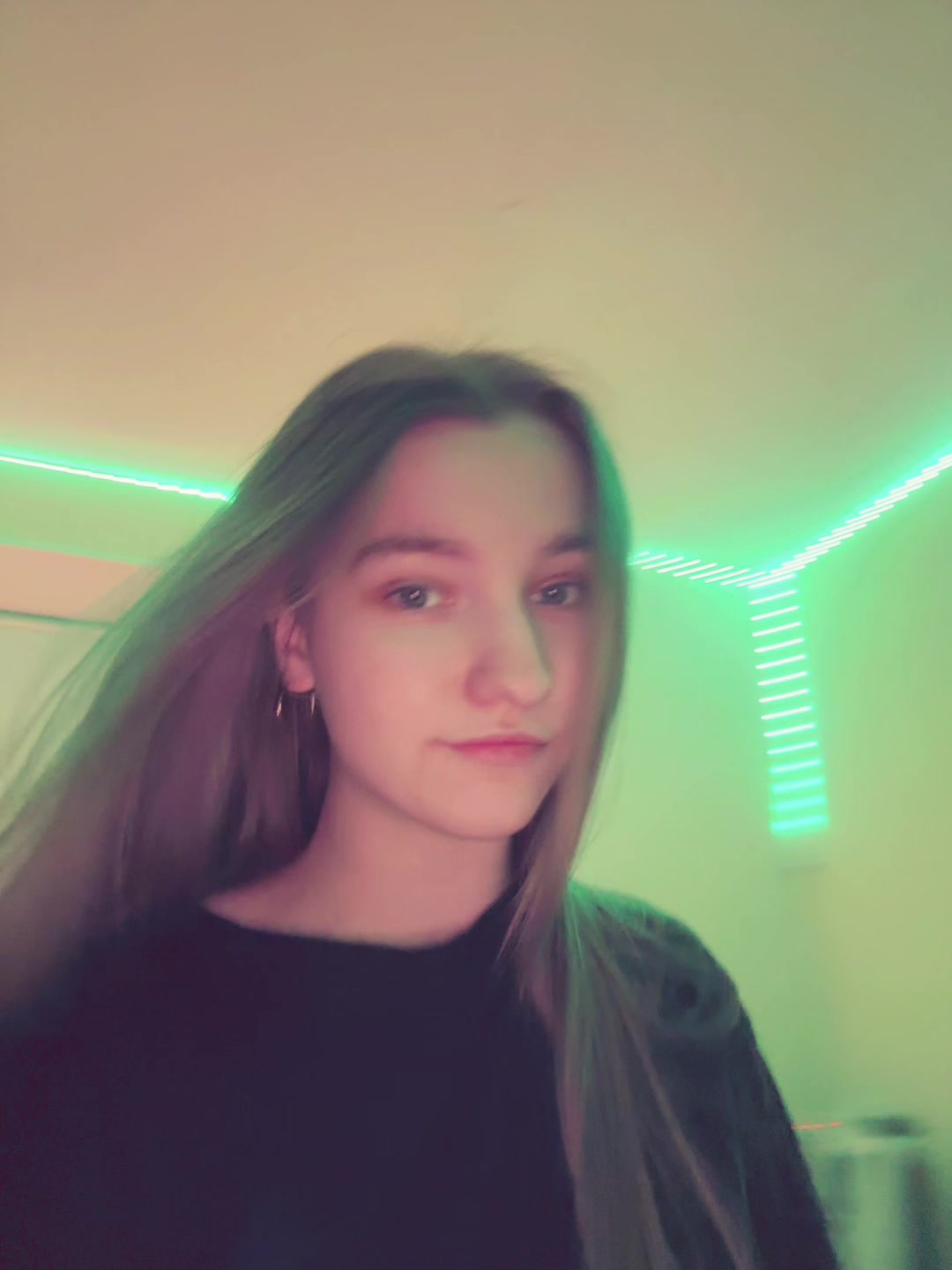@Лёля