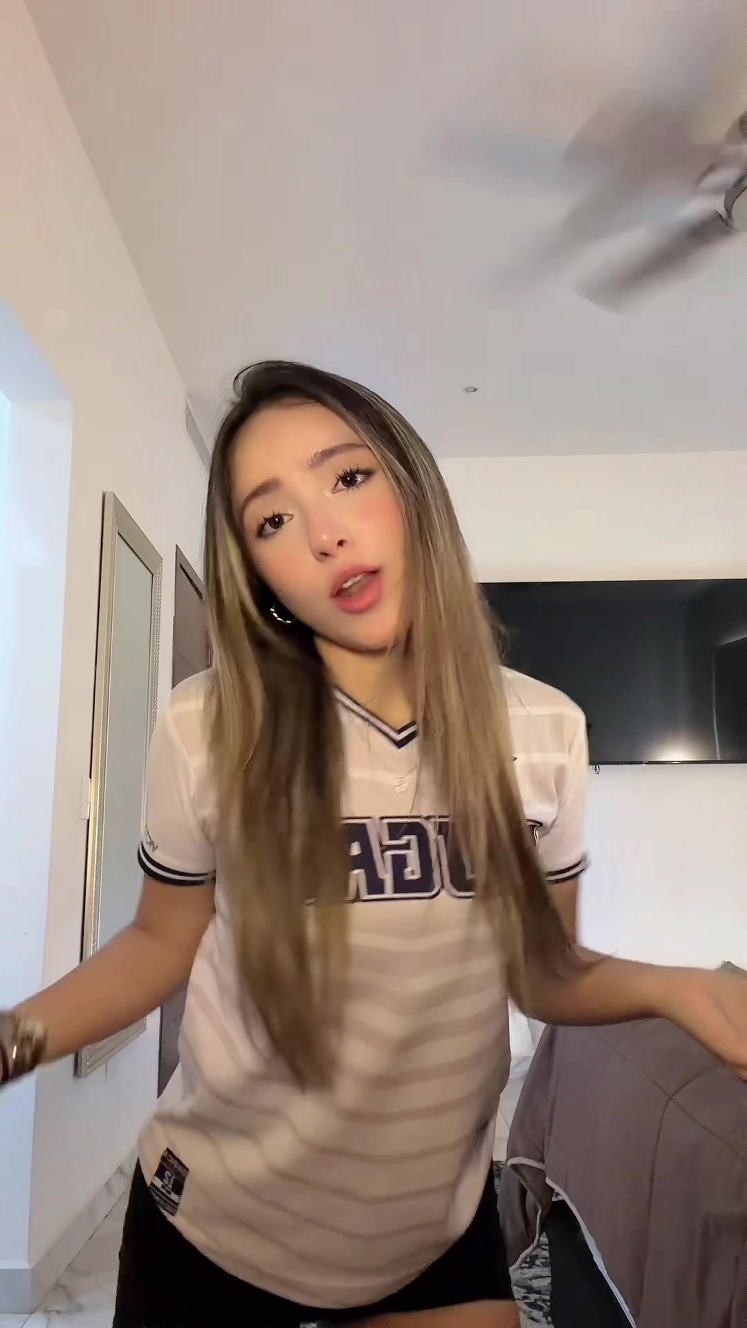@michellekiwis