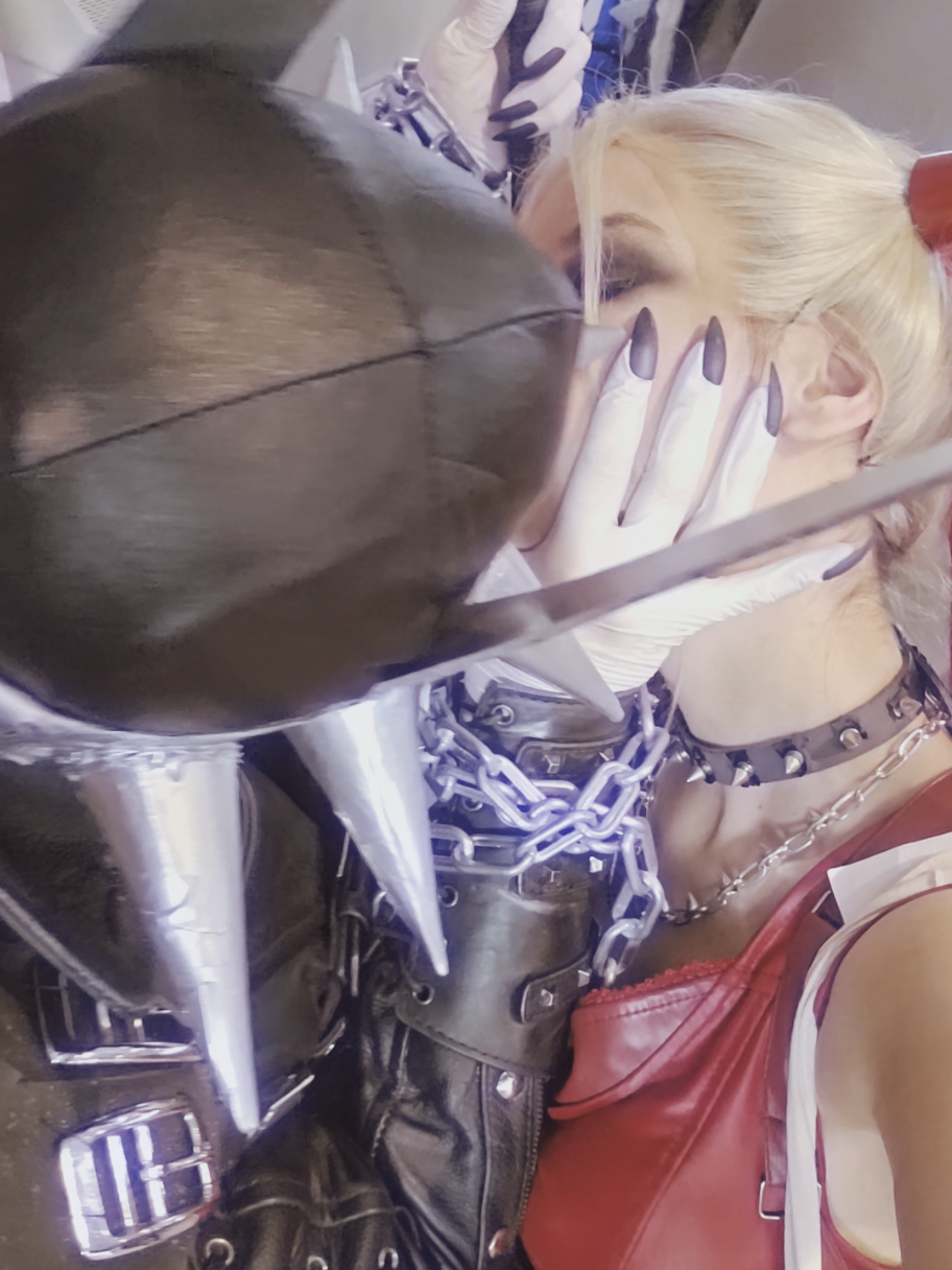 @Kikis.cos