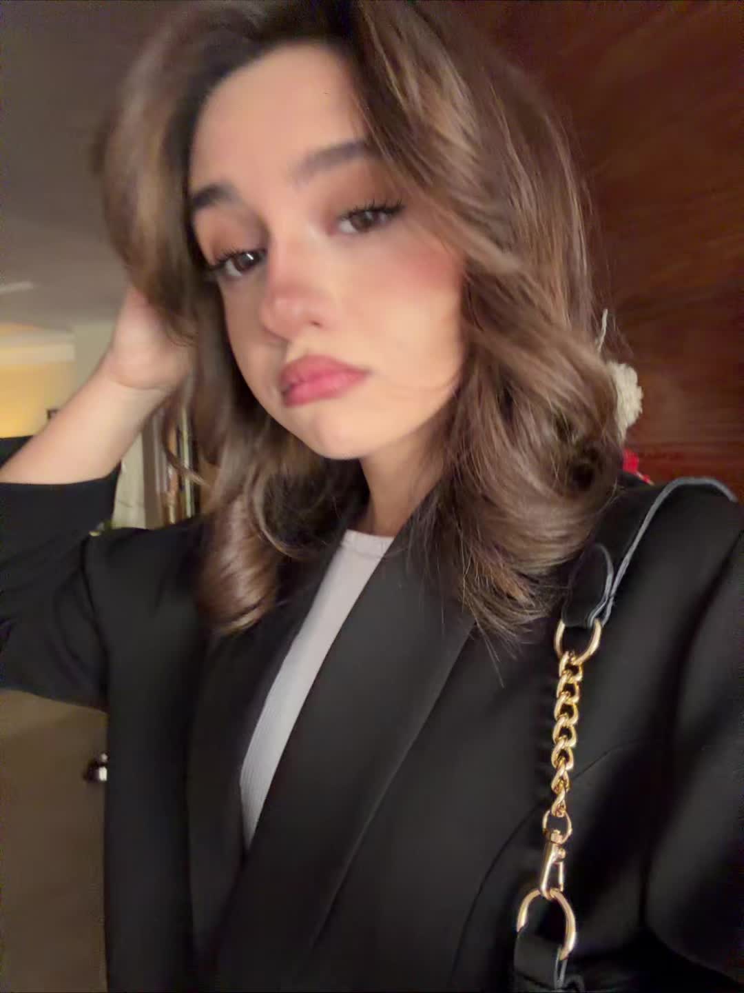 @Armita