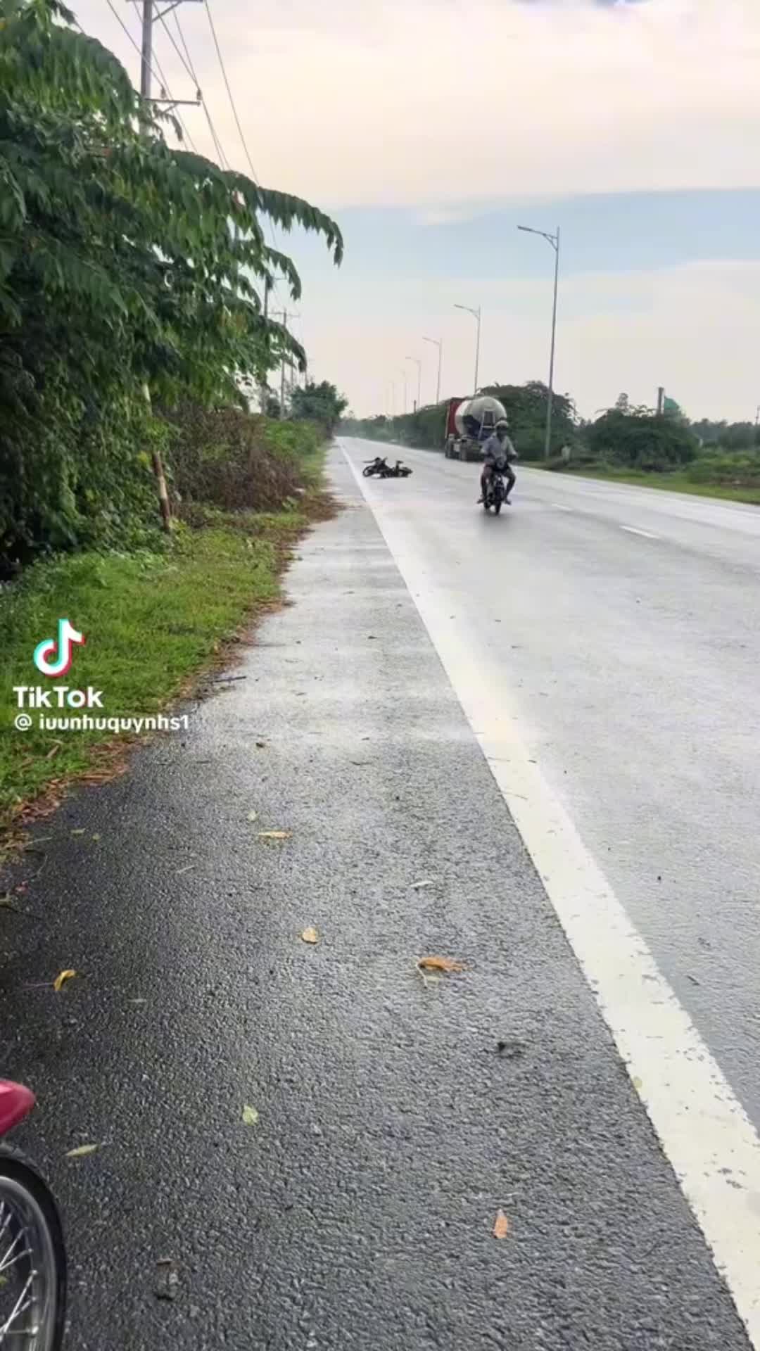 @LỢI chạy 🔝