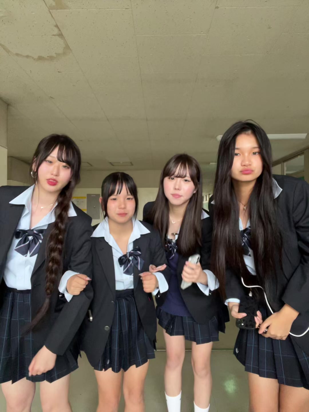 @えいな
