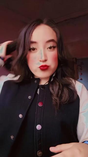 @𝑳𝑰𝒁𝒚🍒